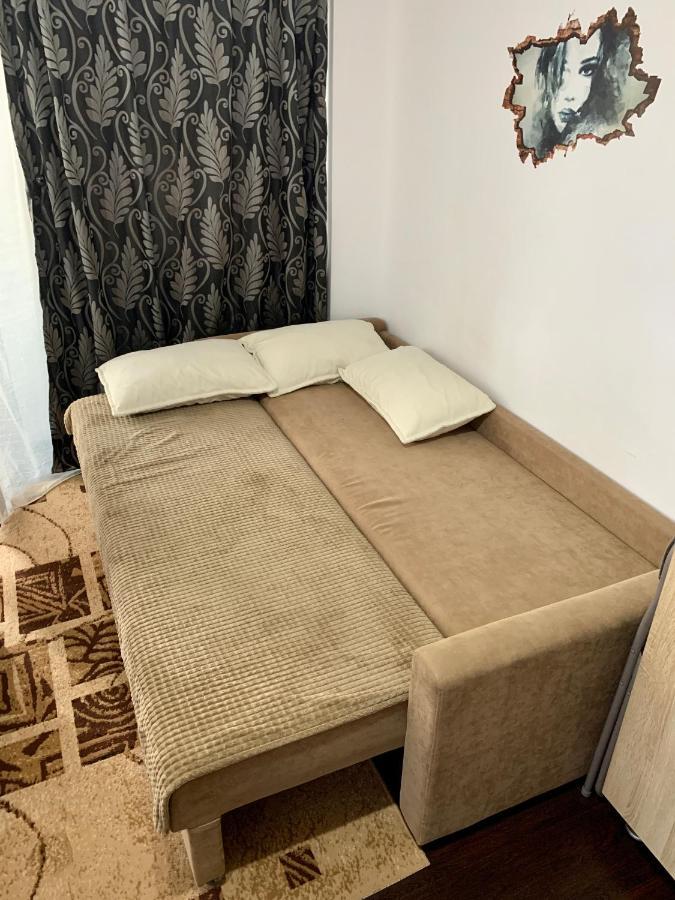 At Home 雅西 外观 照片